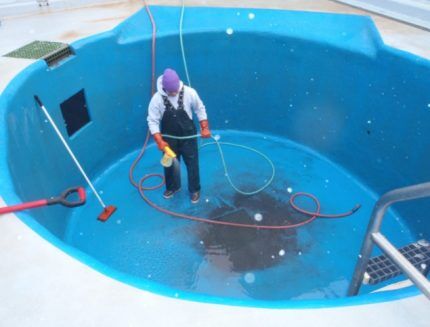 Гидроизоляция бассейнов цветной гидроизоляцией покрытия